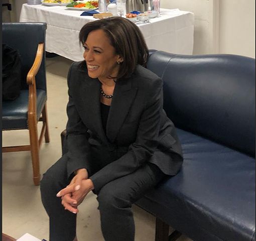 Image for Emil Guillermo: Why won't Kamala Harris talk about being Asian on CNN's Iowa Town Hall?